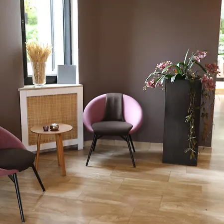 Weinlaube 3* Κόμπλεντς