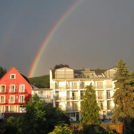 Weinlaube 3* Κόμπλεντς