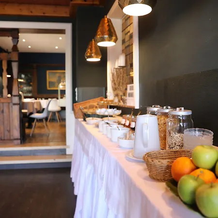 红酒阁酒店 酒店 3*