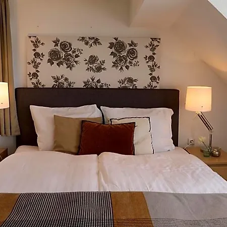 Weinlaube Hotel 3*